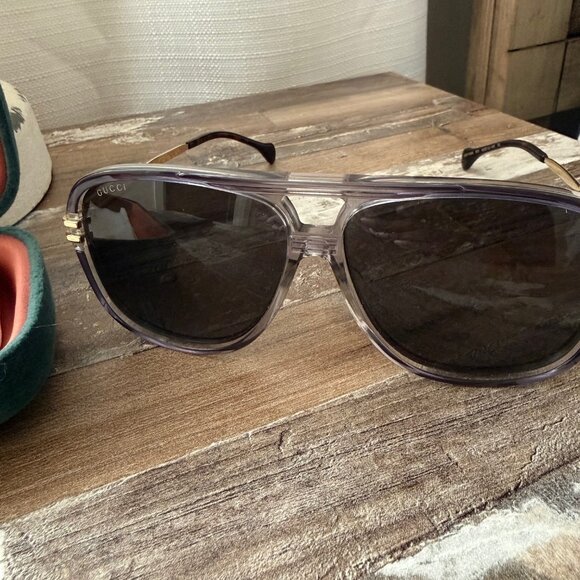 Gucci Aviator Sunglasses main image 10